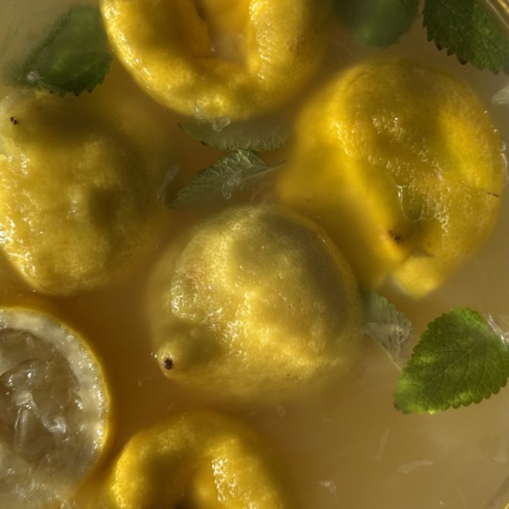 Ginger Pineapple Lemonade Refresher